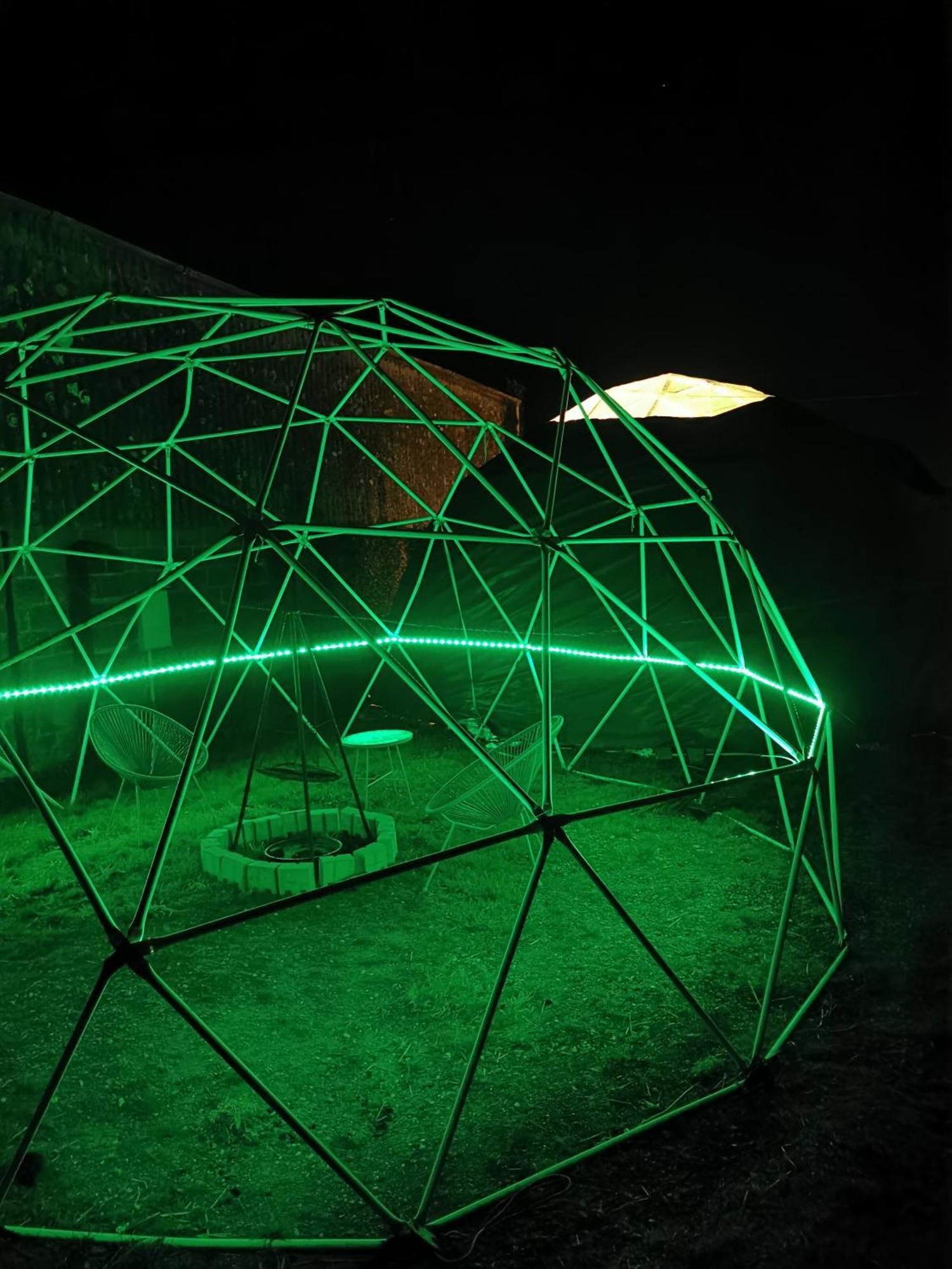 Lincoln Big Green Dome, Hot Tub, Projector, Firepit Вашингбург Экстерьер фото